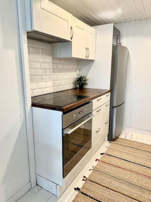 Apartment Cute Loft By Tram Stop