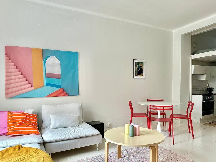Cute Loft By Tram Stop Apartment Helsinki